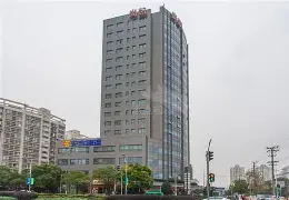 金年会中国官网-包含重磅！上海久事状态回暖转会期深圳男篮遗憾出局，新奥尔良鹈鹕刷新队史纪录的词条