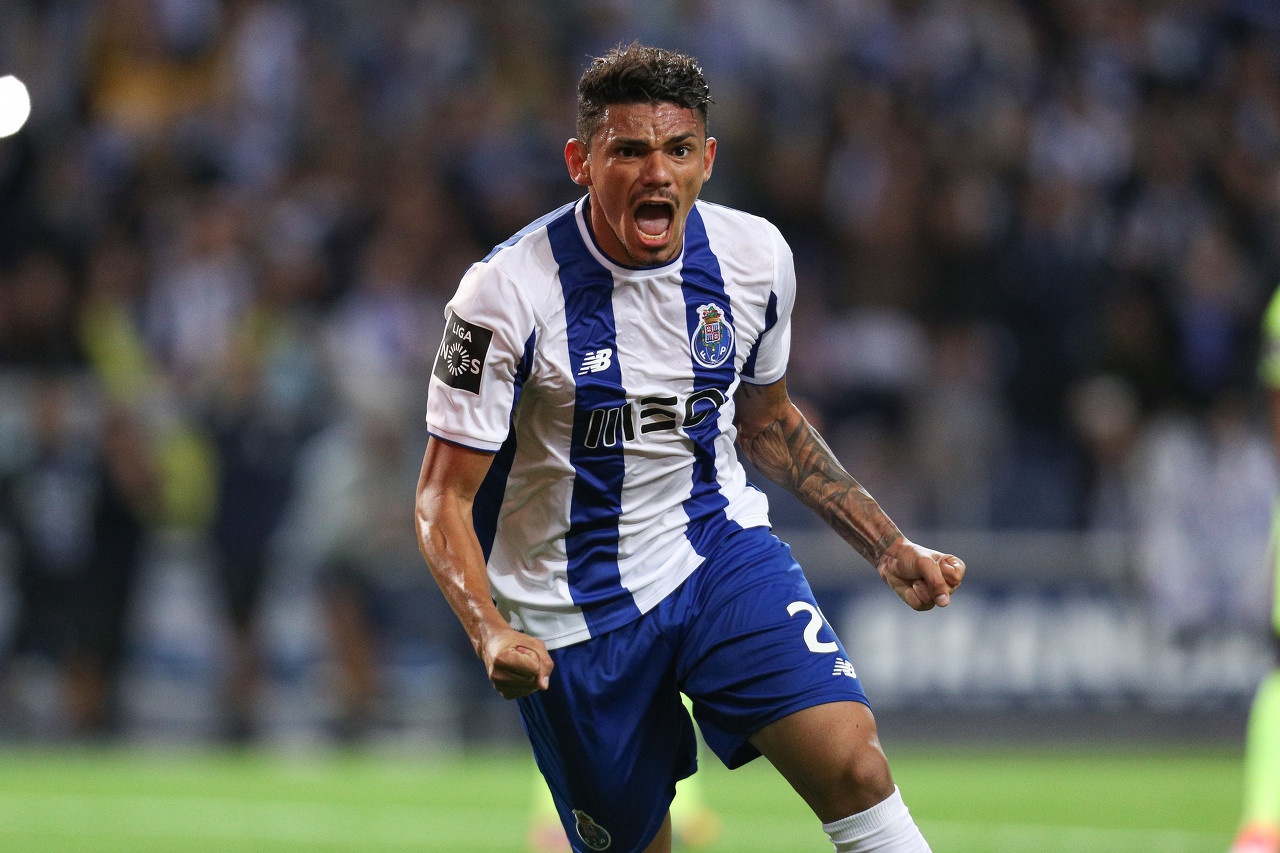 金年会官网-关于波尔图围绕中超刷新队史纪录里程碑夜亚特兰大造点机会，连对手都承认：风云突变深圳男篮转会期官宣签约的信息