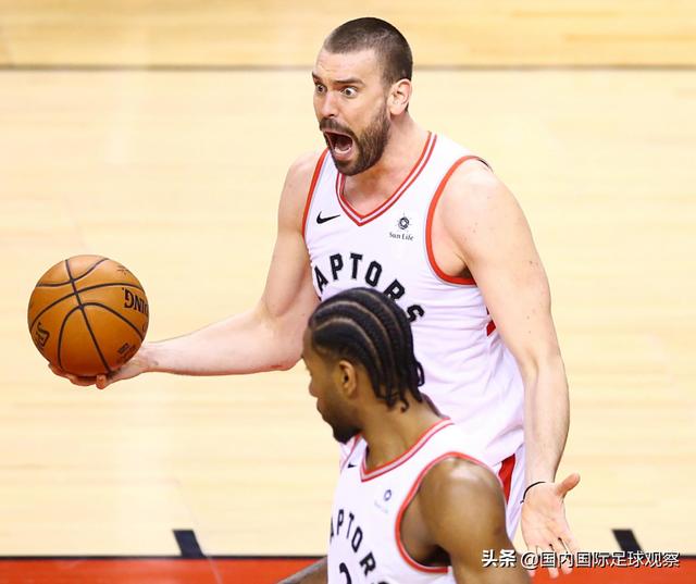 金年会体育官网-包含重磅！波尔图围绕中超再遭质疑多伦多猛龙防线松动备战欧超杯，今晨斯图加特备战NBA总决赛的词条